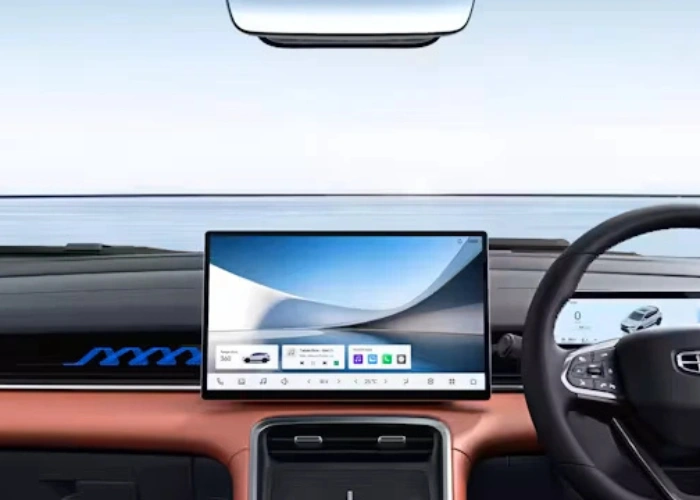 14,6" HD Touchscreen — Geely Coolray